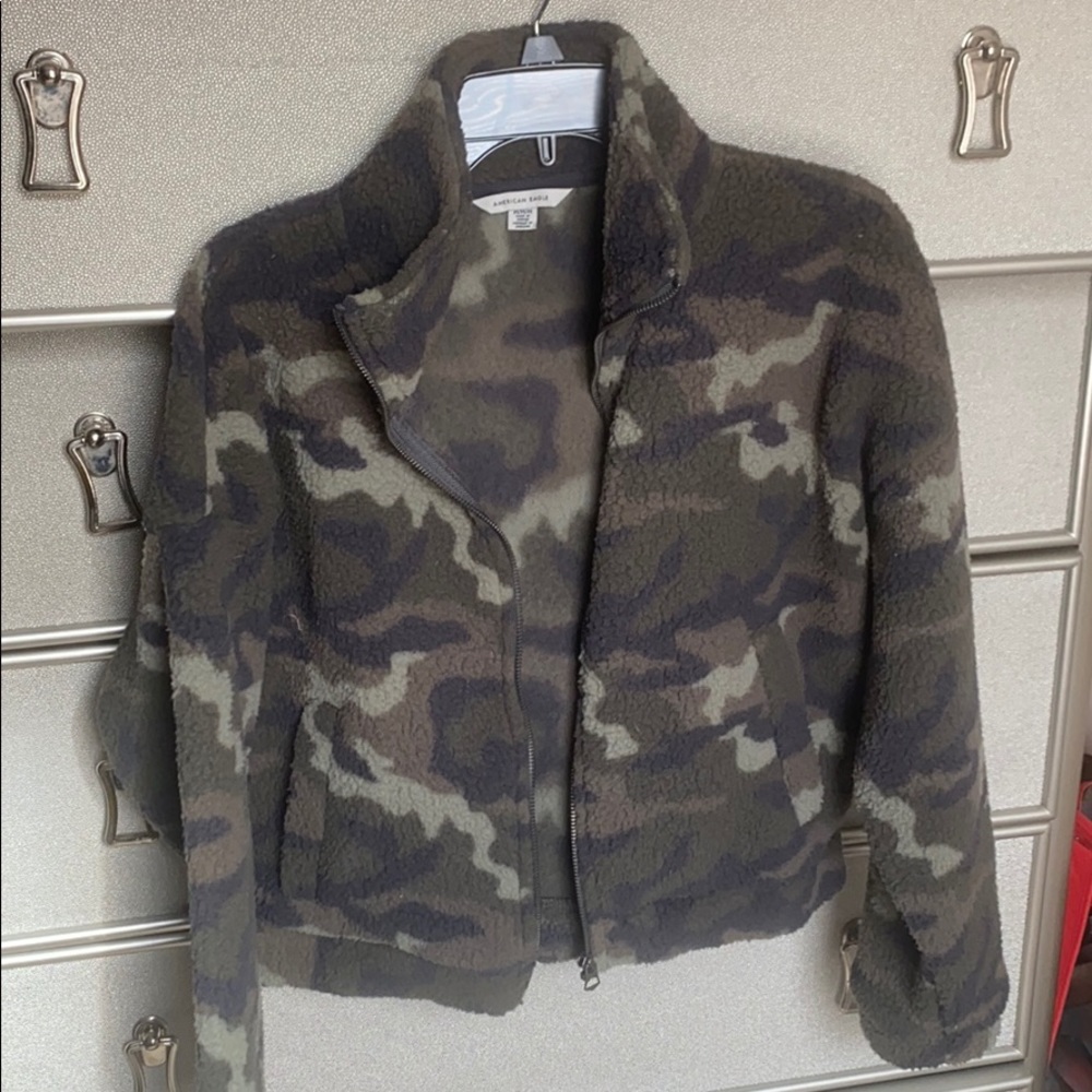 Camo cropped jacket